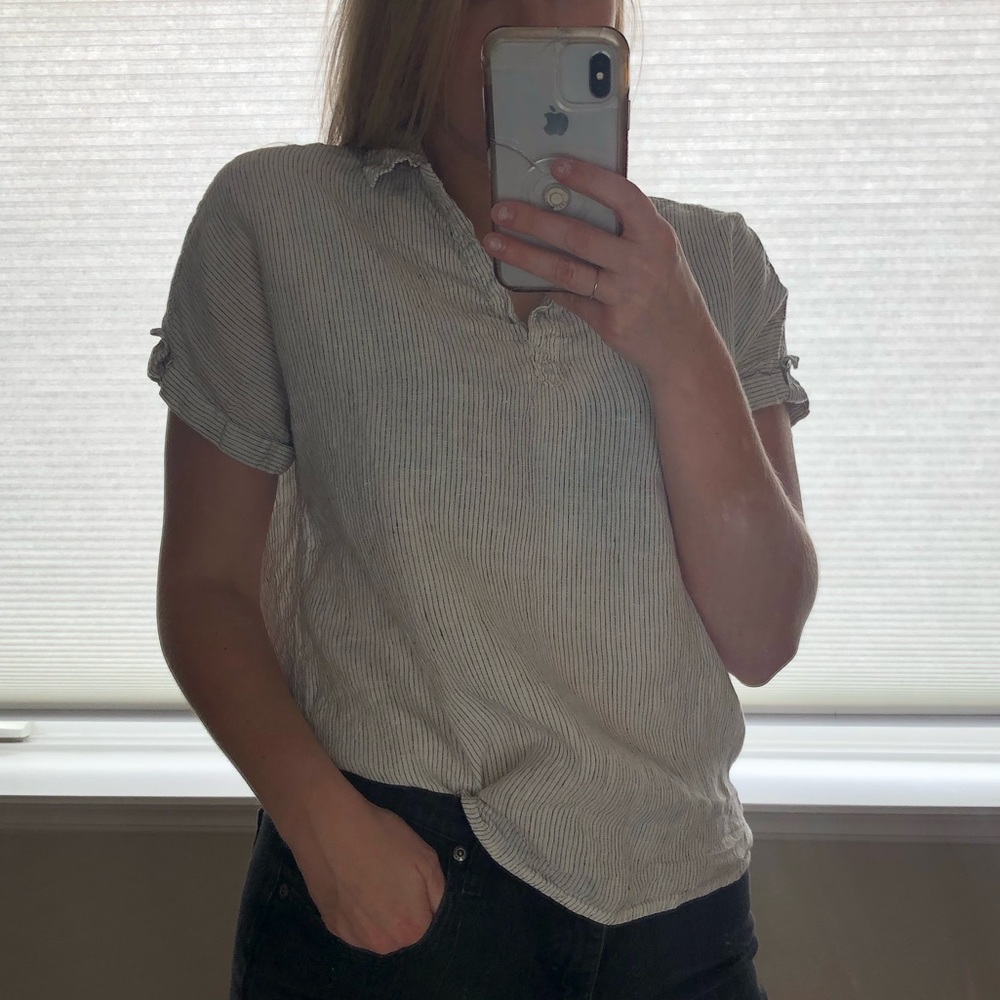 Tahari 100% Linen Blouse
